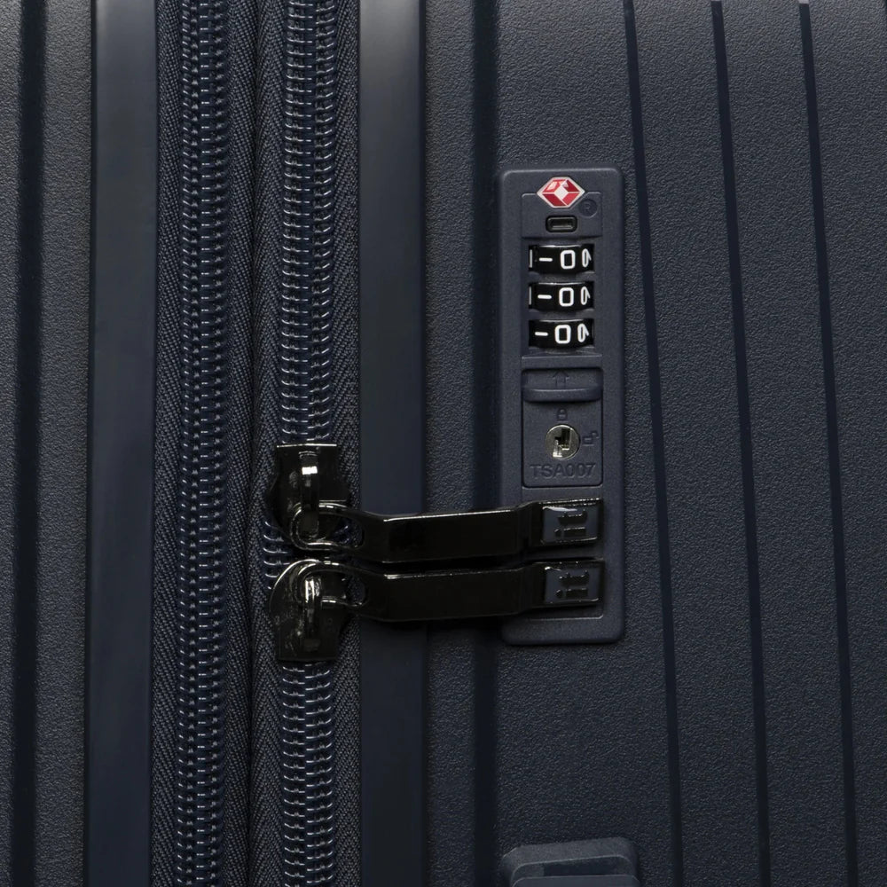 IT SPONTANEOUS LUGGAGE HARDSIDE 8W