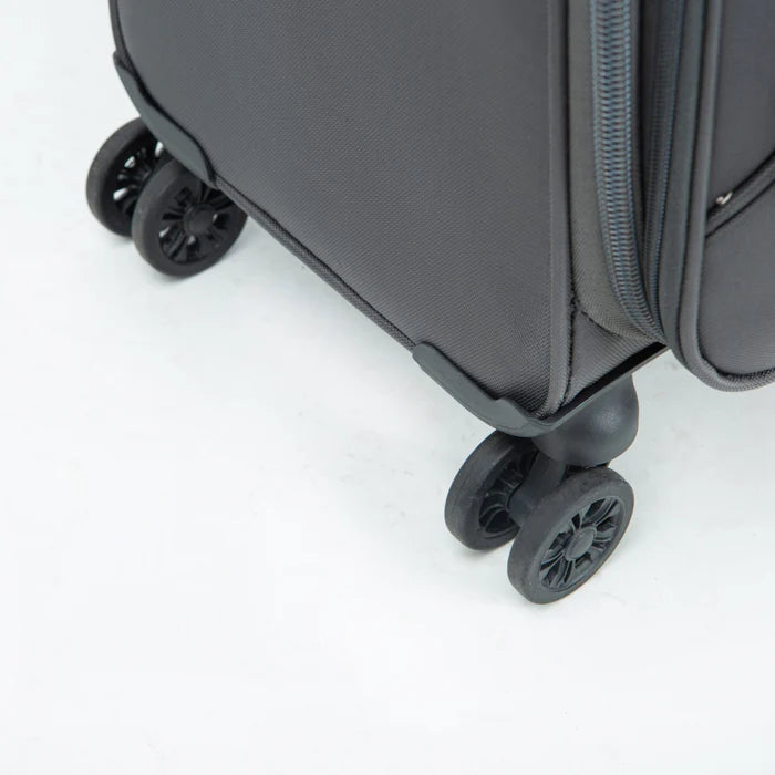 Berg Berlin – Lightweight, Durable & Smart Travel Companion